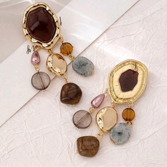 NEW! ZARA Statement Gold  And Multi-color Stones Dangle Post Earrings - Picture 3 of 3